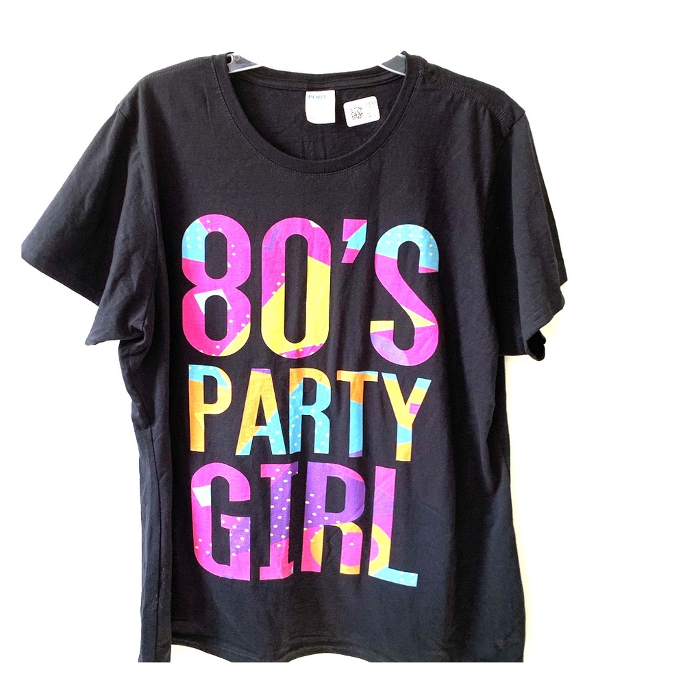 🎉80’s Themed T-shirt🎉